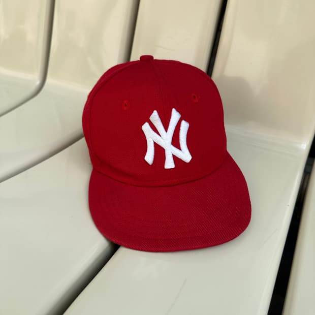 New era New York Yankees red cap
