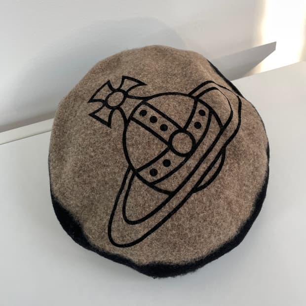 비비안 웨스트우드 오브 로고 울 베레모 