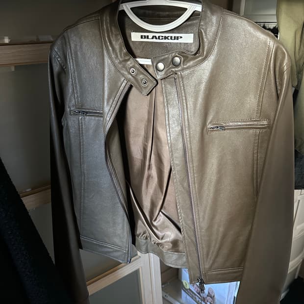 블랙업 제작 가죽자켓