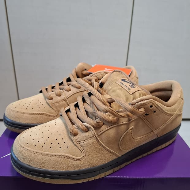 270 덩크SB wheat 된장