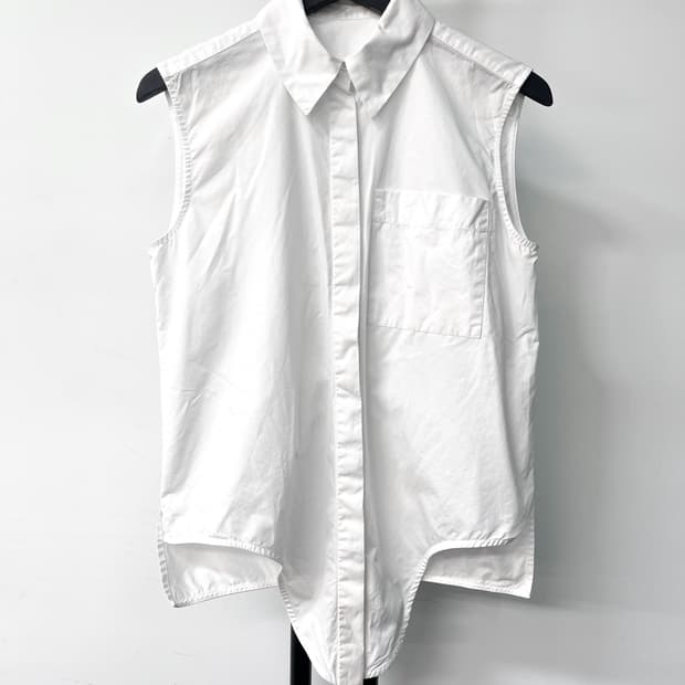 발렌시아가 10s/s 슬리브리스 랩 셔츠