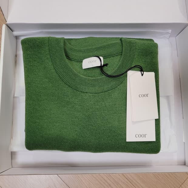 쿠어 울 니트 그린 L사이즈 새상품