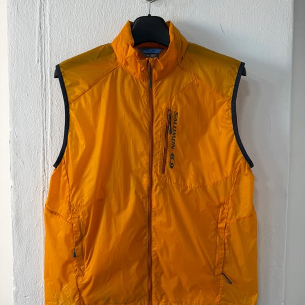 살로몬 윈드 스마트맨 베스트 