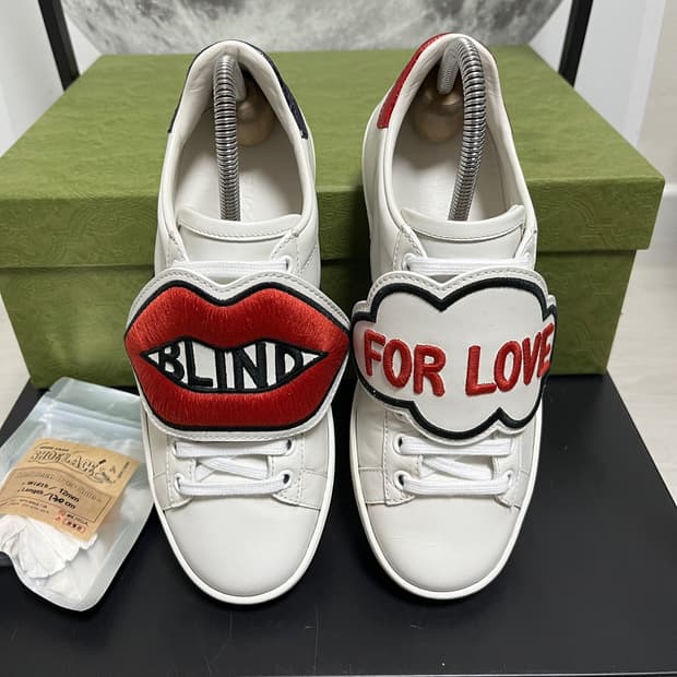 정품 35) 구찌 블라인드포 러브 패치 스니커즈 225~230