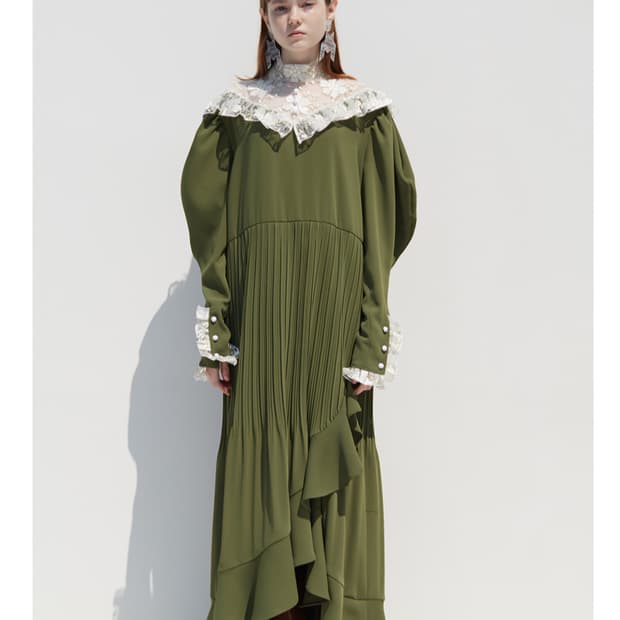 듀이듀이 레이스 카라 프릴 롱원피스 드레스