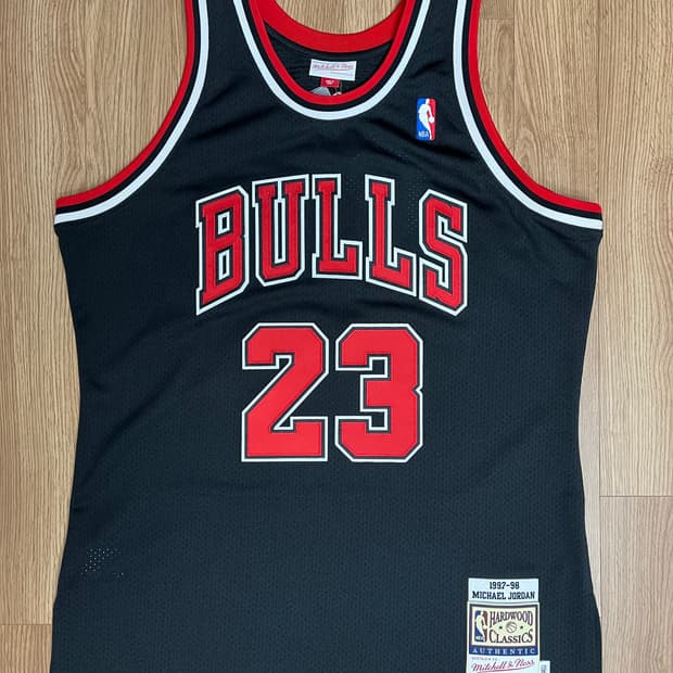 미첼앤네스 97-98 시카고불스 23 마이클 조던 어센틱 져지 L