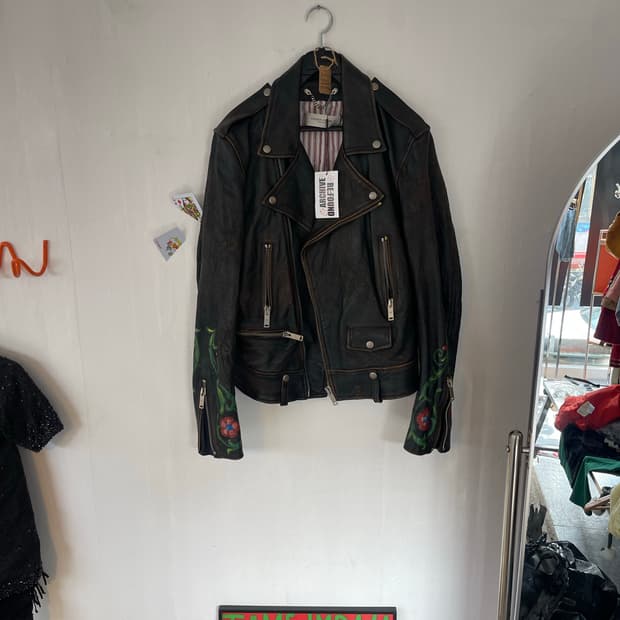 골든구스 가죽자켓 (수제프린팅) 판매합니다 