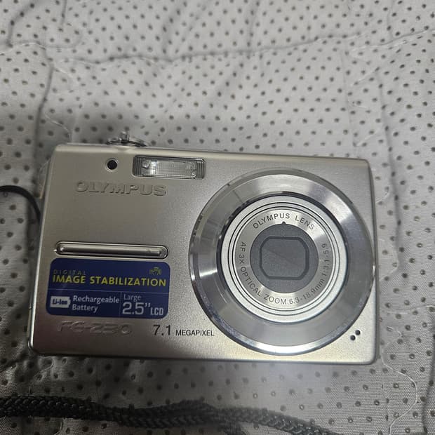 올림푸스 FE-230 디지털 카메라 레트로 디카
