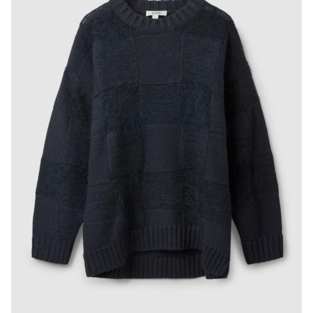 COS 오버사이즈 체크 울 스웨터