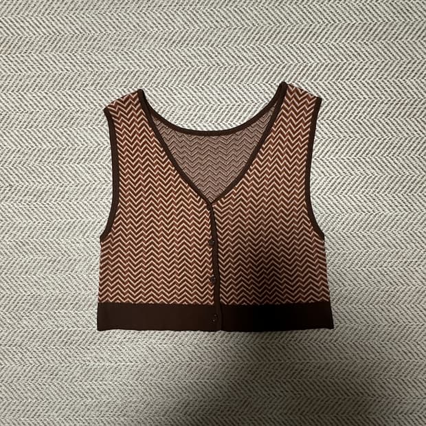 NIKO AND... knit vest