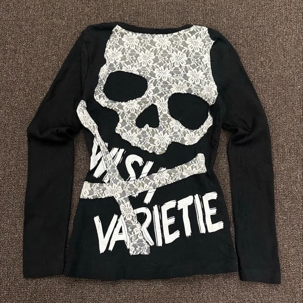 M)garnet y2k 스컬 레이스 롱슬리브