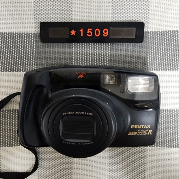 펜탁스 줌 105 R 필름카메라