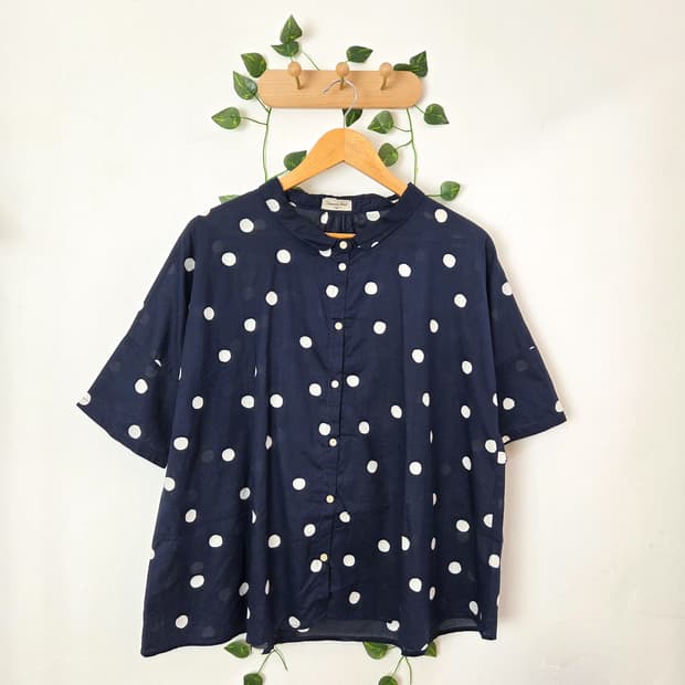 sm2 도트 반팔 셔츠