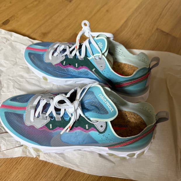 나이키 리액트 엘리먼트 87 로얄틴트