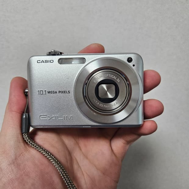 [은채 디카] 카시오 엑슬림 EX-Z1050 디카 르세라핌