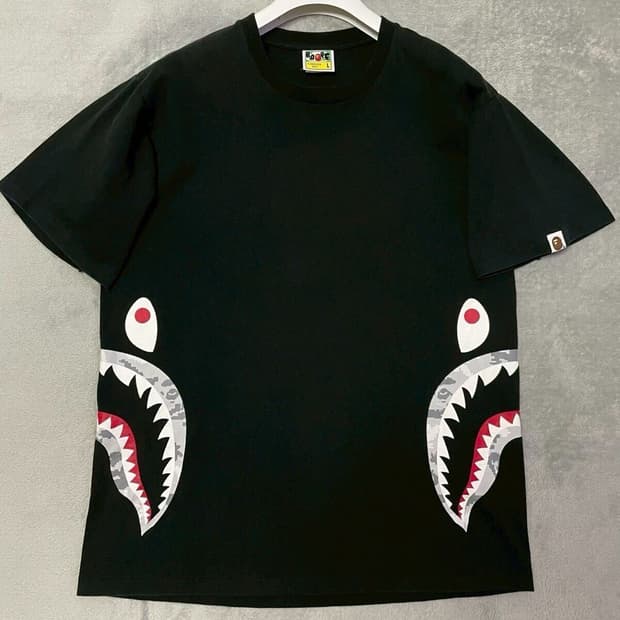 [L] BAPE 베이프 사이드 샤크 반팔 블랙