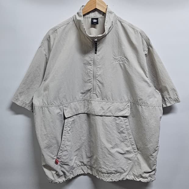 엄브로 반팔 아노락 105