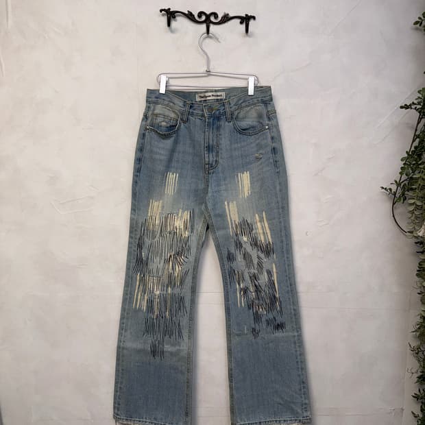 TheOpenProduct EMBROIDERED BLEACHED JEAN