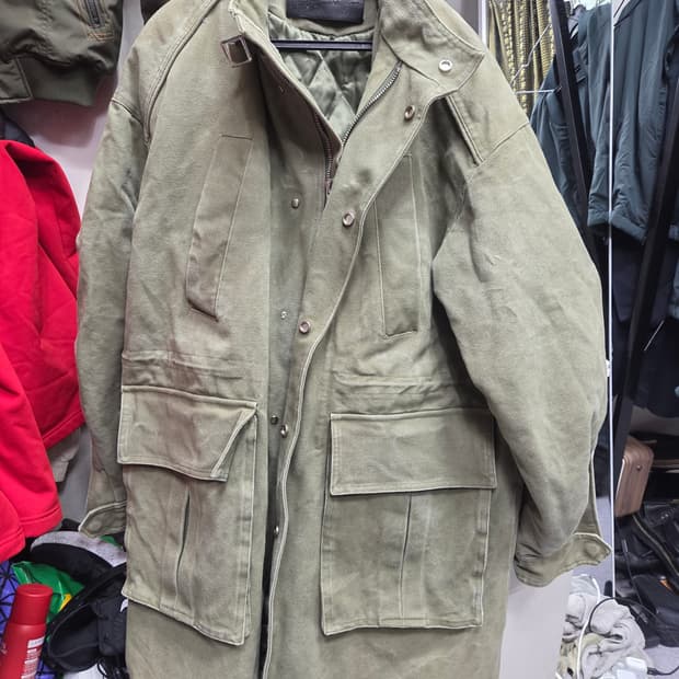 카키색   야상   코트