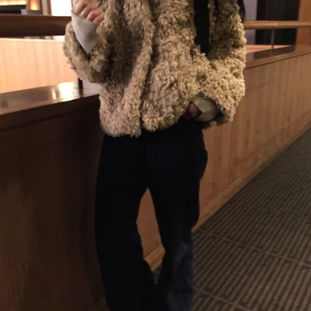 베이지 퍼자켓 (나달마켓)