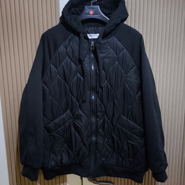 오버핏 퀼팅 후드자켓 경량패딩