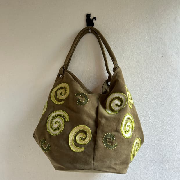 연두 달팽이 가방 