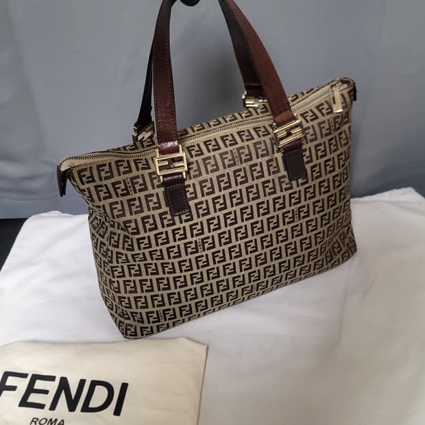 펜디 가방,토트백.(디올샤넬보테가루이비통구찌셀린느생로랑발렌시아가프라다)