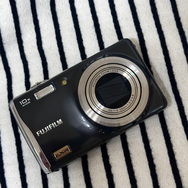 Fujifilm f70exr 블랙 (아일릿, 조이, 지우 📷)