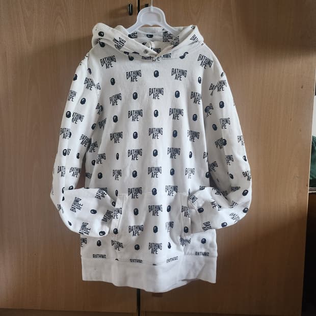 베이프 모노그램 후드 티