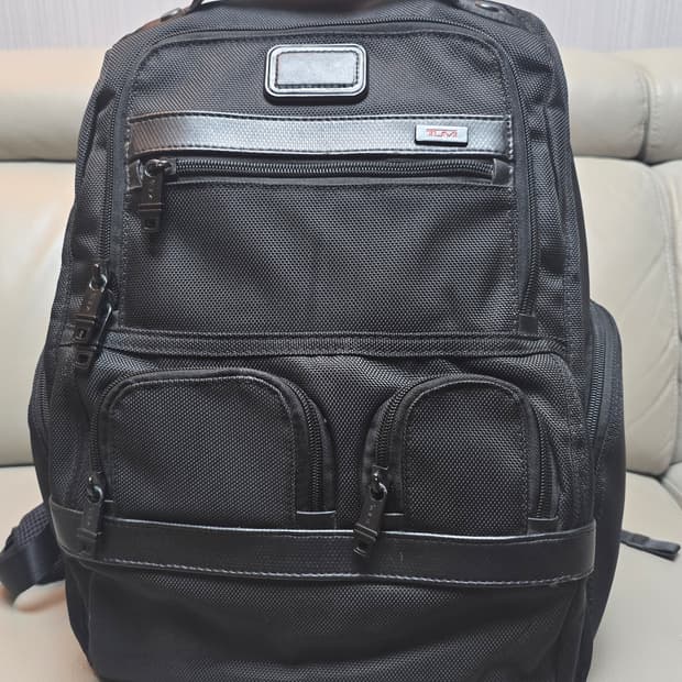 투미 블랙 백팩