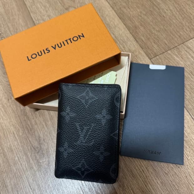 정품)루이비통 모노그램 이클립스 카드지갑