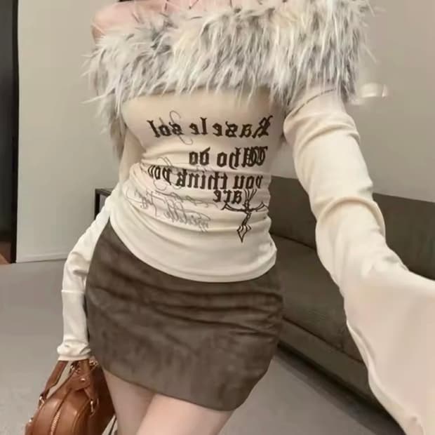 닝닝st 아이보리색 퍼 오프숄더 탑 새상품