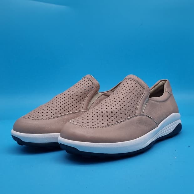 ooo 클라우드나인 펀칭슬립온 245