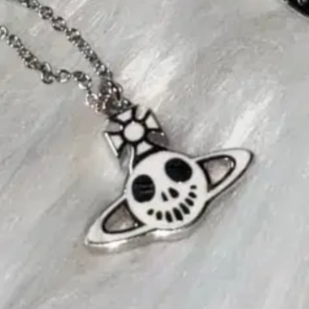 비비안 리버시블 목걸이 구합니다 ㅠㅠ 