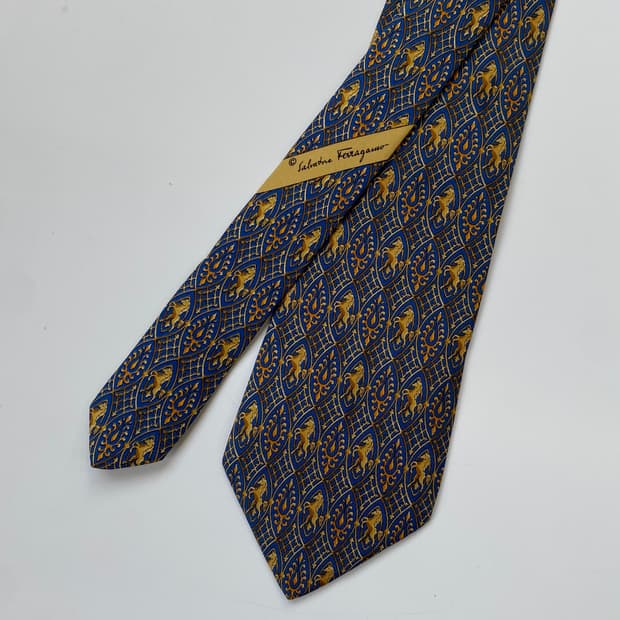 신형라벨 페레가모(Ferragamo) 명품 정품 넥타이