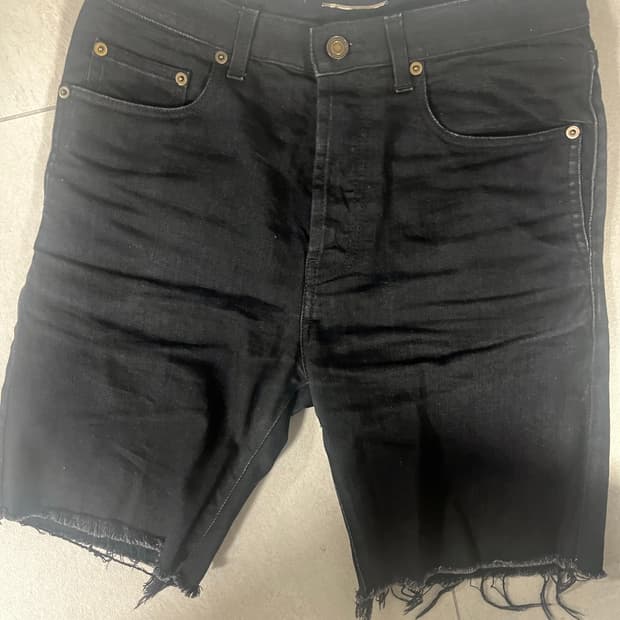 생로랑 디스트로이 쇼츠 28size