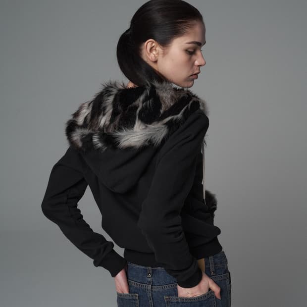 세틀포문 Settle for Moon Wolf fur hooded zip