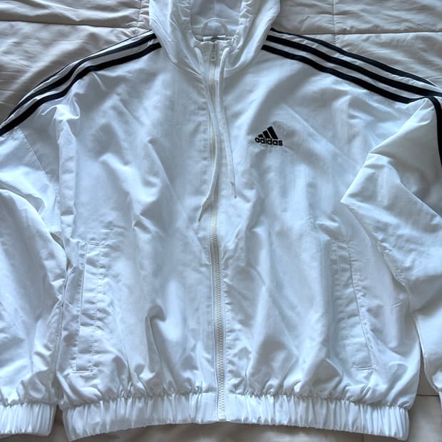 아디다스 윈드브레이커 바람막이 화이트 