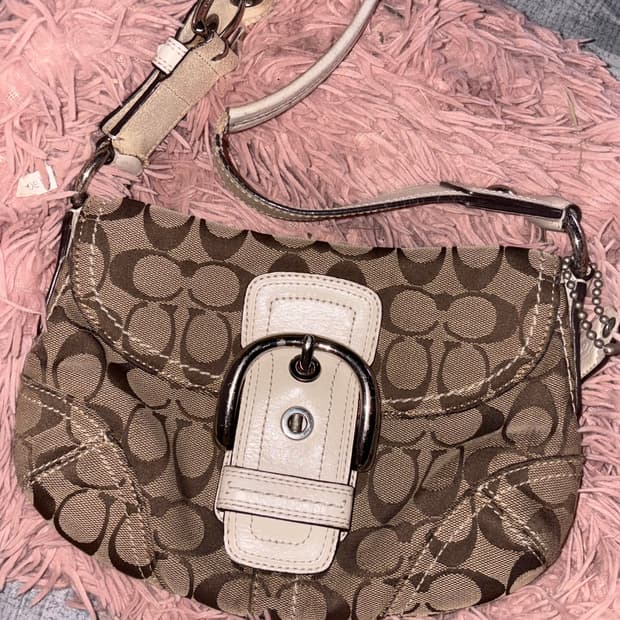 [갸루템] Y2K 코치 클래식 시그니처 호보백 / 숄더백