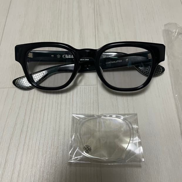 크롬하츠 컨볼루티드 블랙 실버