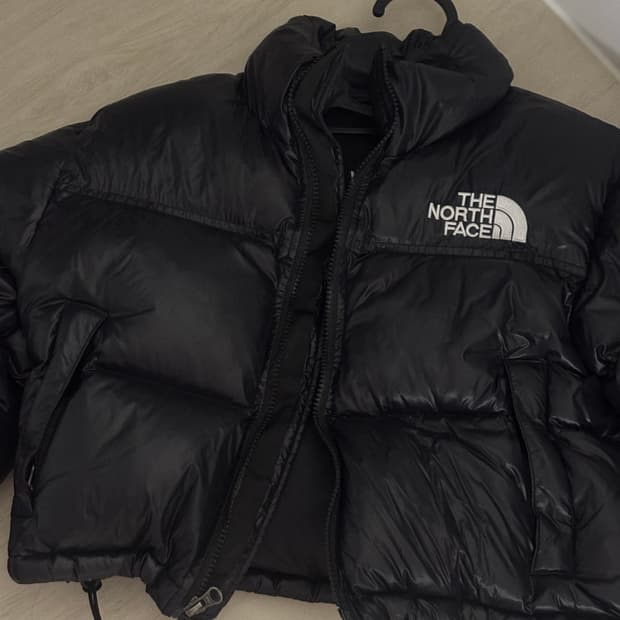 노스페이스 유광 숏패딩