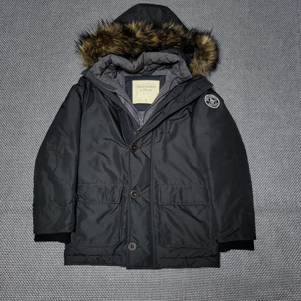 아베크롬비 앤 피치 라쿤 패딩 점퍼 블랙 (S오버)