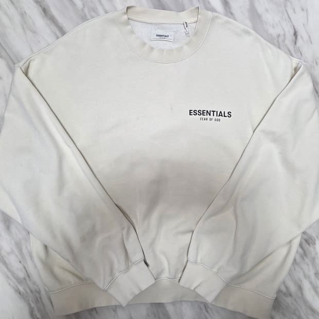 피오갓에센셜 크루넥 스웻셔츠
