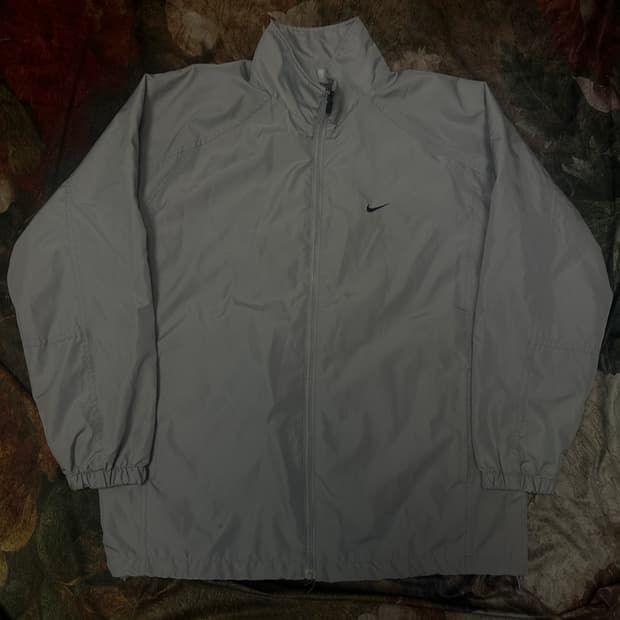 나이키 올드스쿨 스우시 스몰로고 그레이바람막이 95