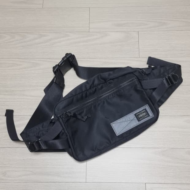 포터 숄더백 블랙 슬링백