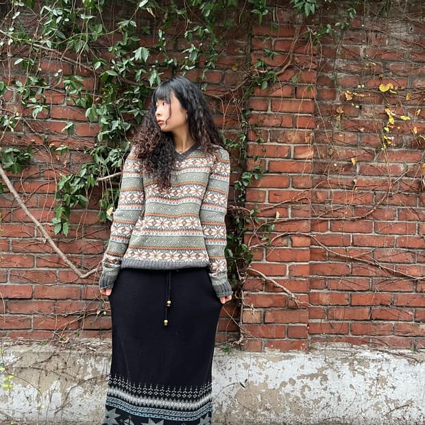 블랙 눈꽃 패턴 니트 롱 스커트