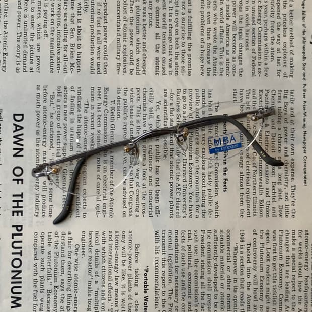 [픽키-662] 투명 무테 실버 오벌 안경 블랙팁 라운드 림리스