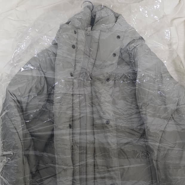 일꼬르소 볼륨 에어 후드 구스 숏 다운 점퍼 그레이 IEJU3F004G2