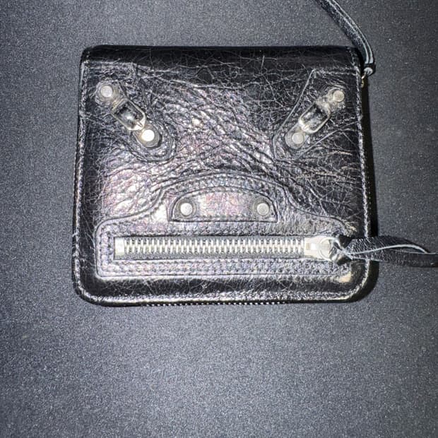 발렌시아가 클랙식 우먼스 반지갑