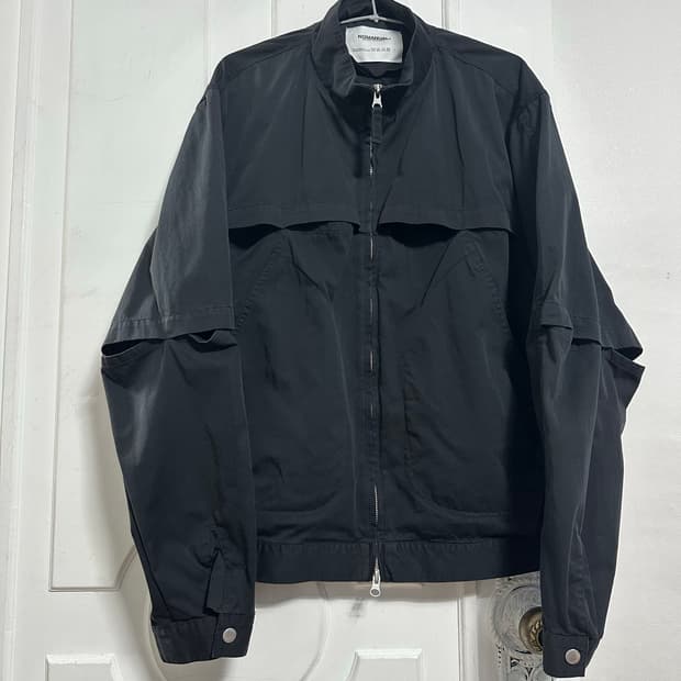 노매뉴얼 벤틸레이션 자켓